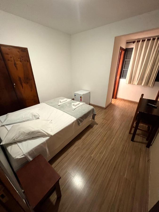Hotel Thermas Da Mantiqueira - Pocos De Caldas - De Frente Para A Praca Central E Relogio Floral Luaran gambar